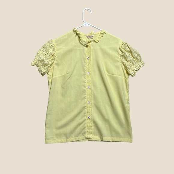 Ship 'n Shore Tops - Vintage Ship n Shore 1960s Butter Yellow Lace Puff Sleeve Blouse Top